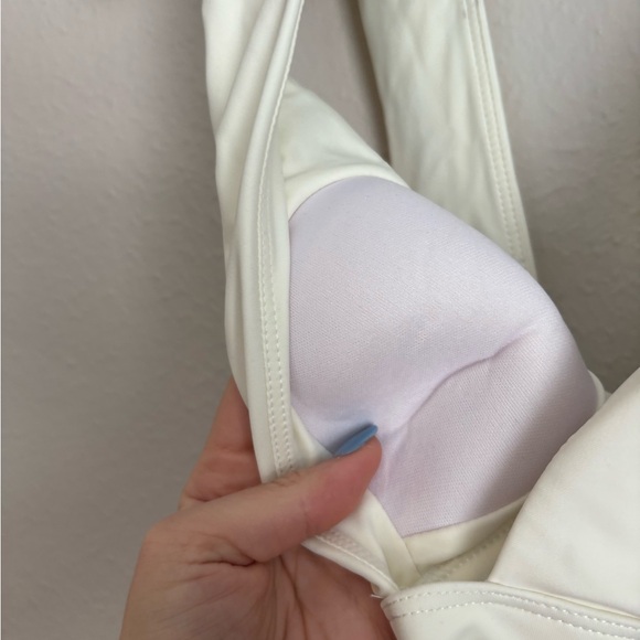 Summersalt The Plunge Bikini Top 6 - Picture 6 of 8